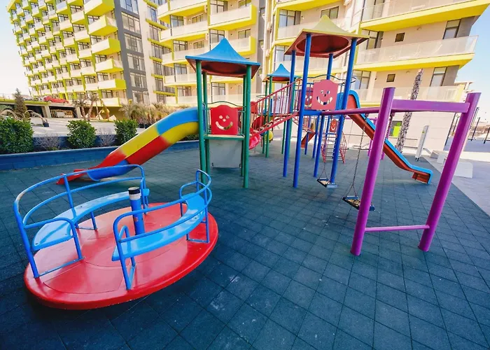 Alezzi Fancy By The Pool And Apartment *